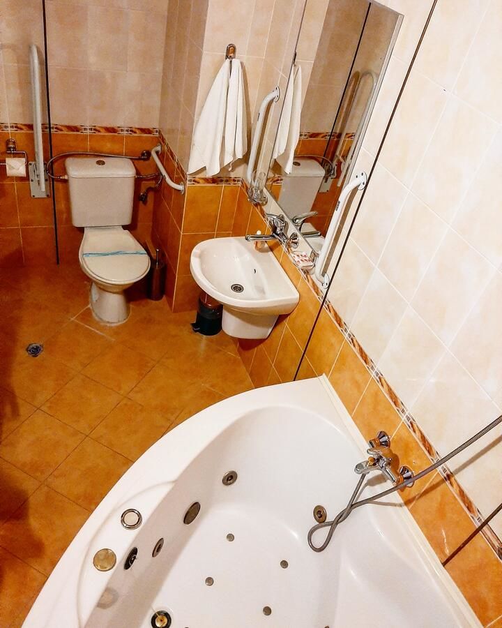Отель Hotel Slaviani Димитровград