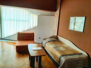 Отель Hotel Slaviani Димитровград Двухместный номер Делюкс с 2 отдельными кроватями-3
